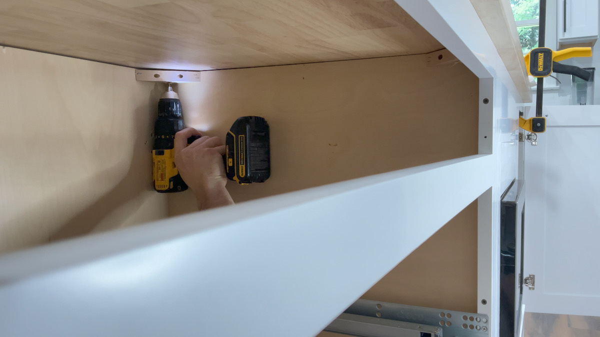 screwing into countertop